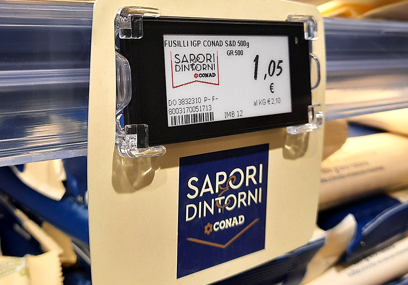 Nicolis Project | in-store digital communication np-conad-sapori-dintorni-bologna-4 Nicolis Project | in-store digital communication np-conad-sapori-dintorni-bologna-4 Apre Sapori&Dintorni di Conad a Bologna, con Nicolis Project in prima linea